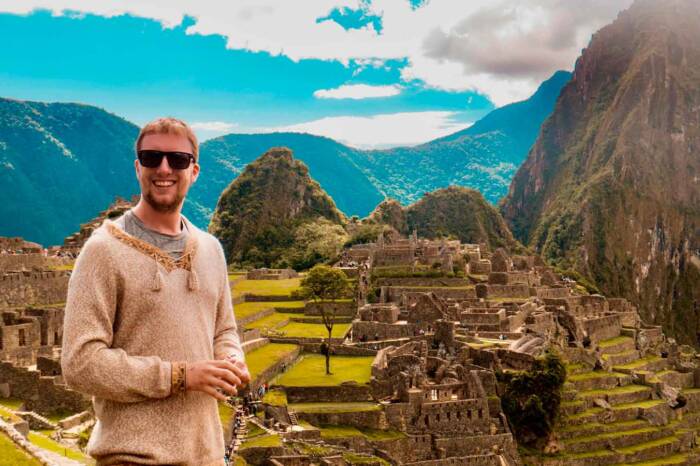 Machu Picchu and Sacred Valley Tour 2 Days by Train